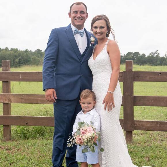 Meet your Posher, Earon - Picture 1 of 1